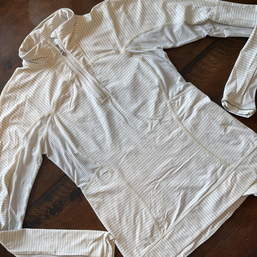 Lululemon Shirt Womens 8 White Stripe 1/4 Zip Mock Neck Running Stretch Pullover